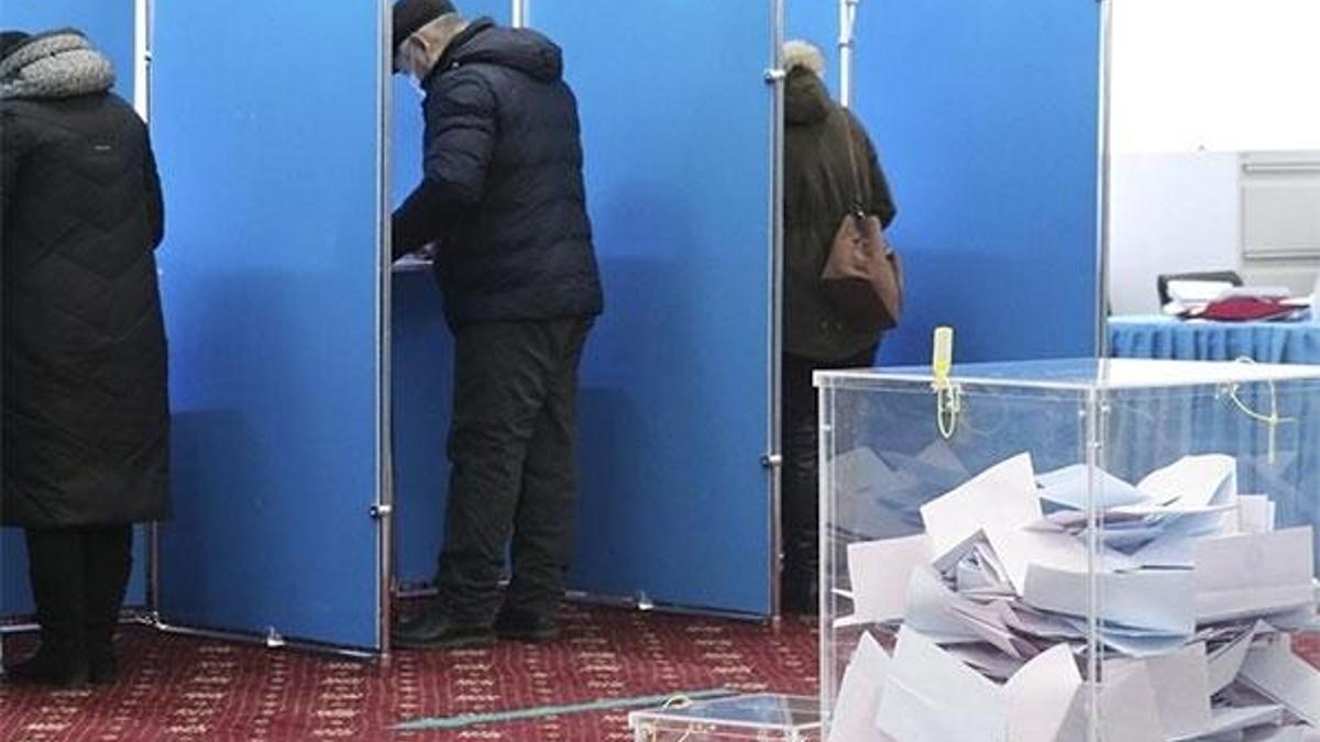 Kazakistan'da seçimin kazananı belli oldu