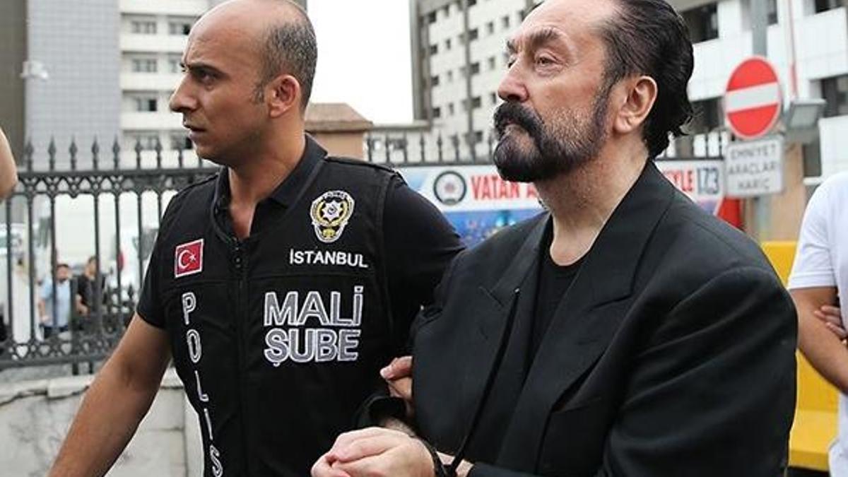 Adnan Oktar, 1075 yıl 3 ay hapis cezasına çarptırıldı