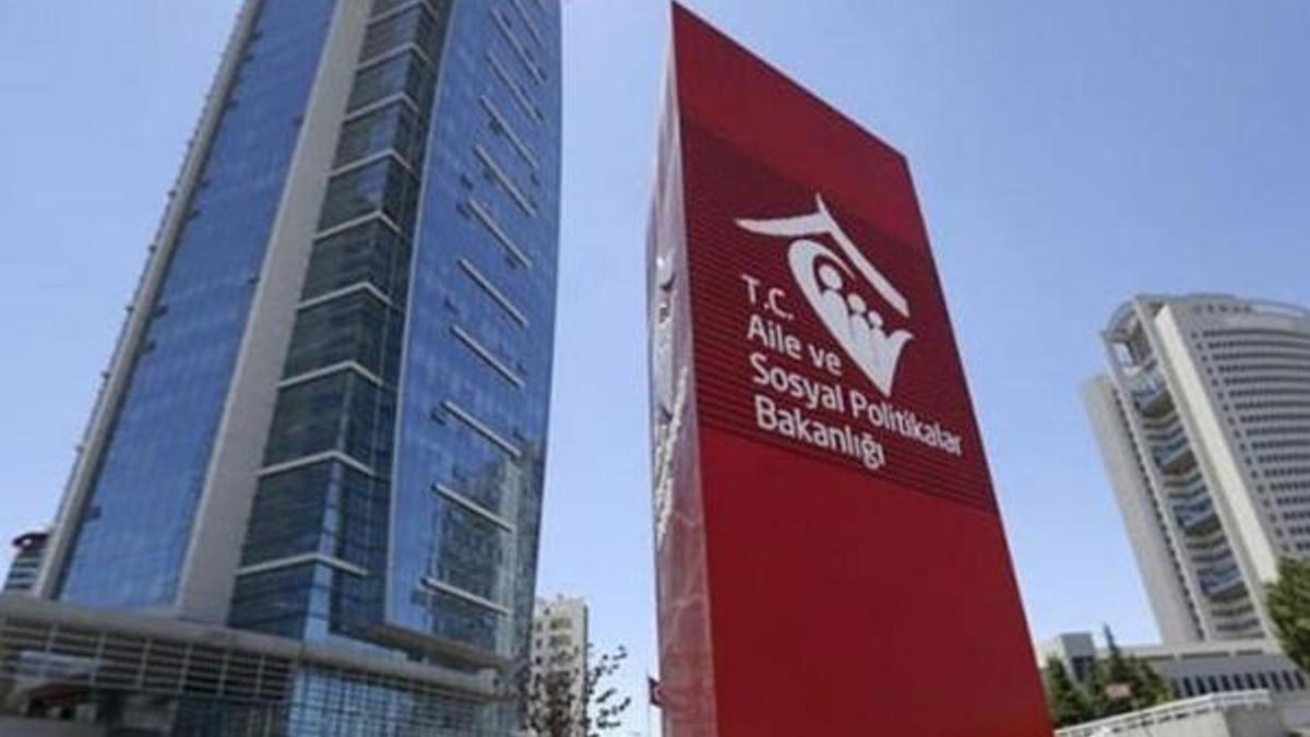 Aile ve Sosyal Politikalar Bakanlığı atama tercihleri nasıl yapılır? 2140 kadro için özür grubu Sosyal Politikalar Bakanlığı tercihleri başladı!