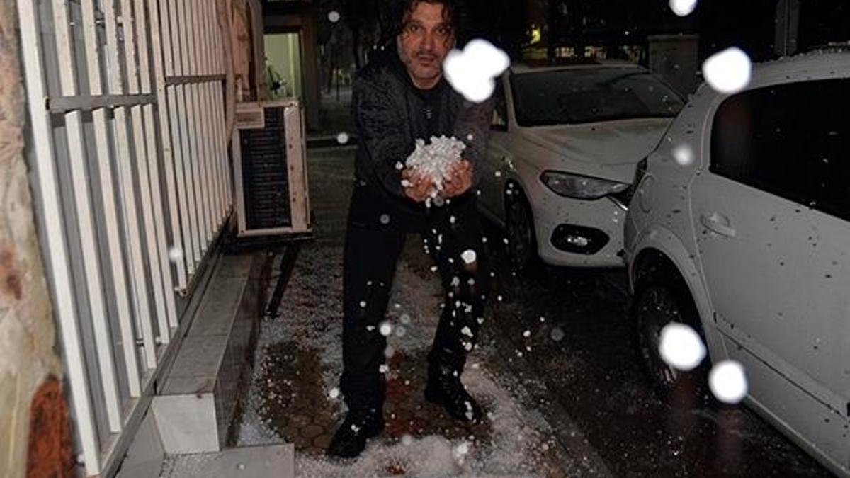 Mersin'de ceviz büyüklüğünde dolu yağdı!
