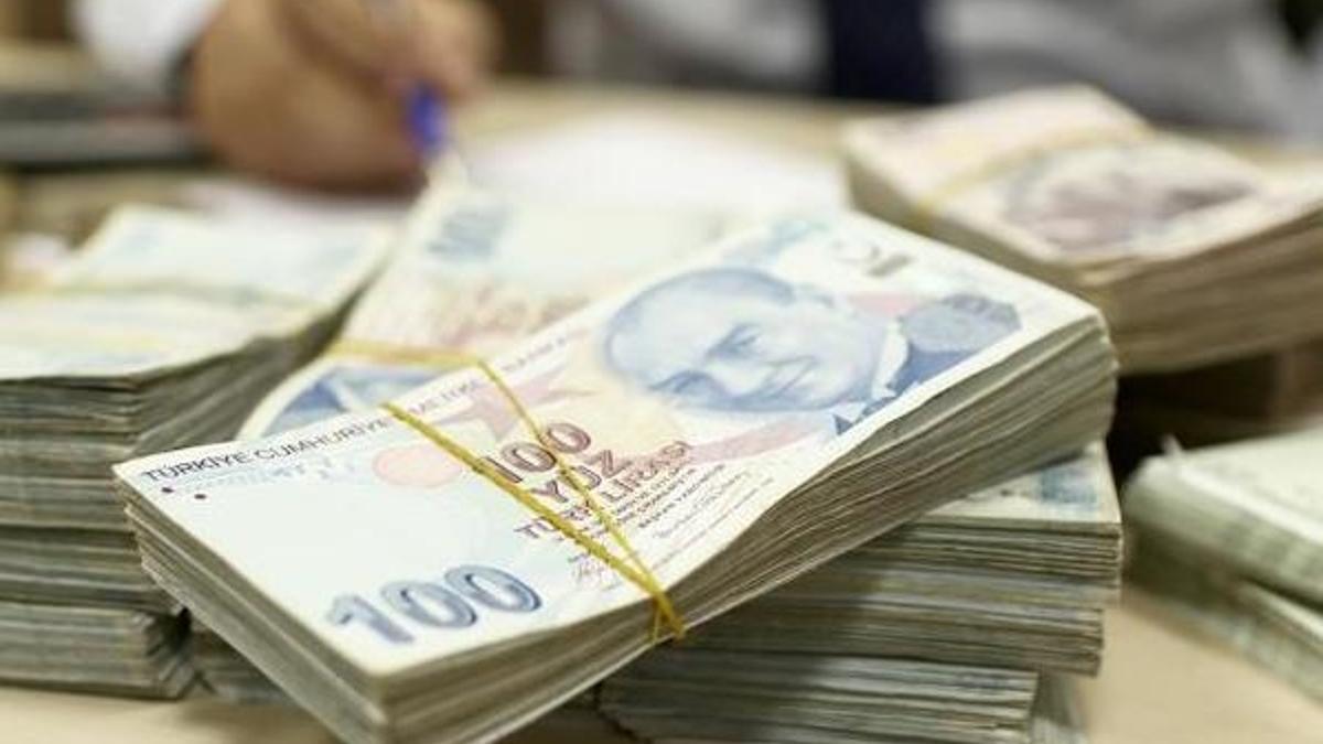 Bankacılık sektörünün mevduatı azaldı