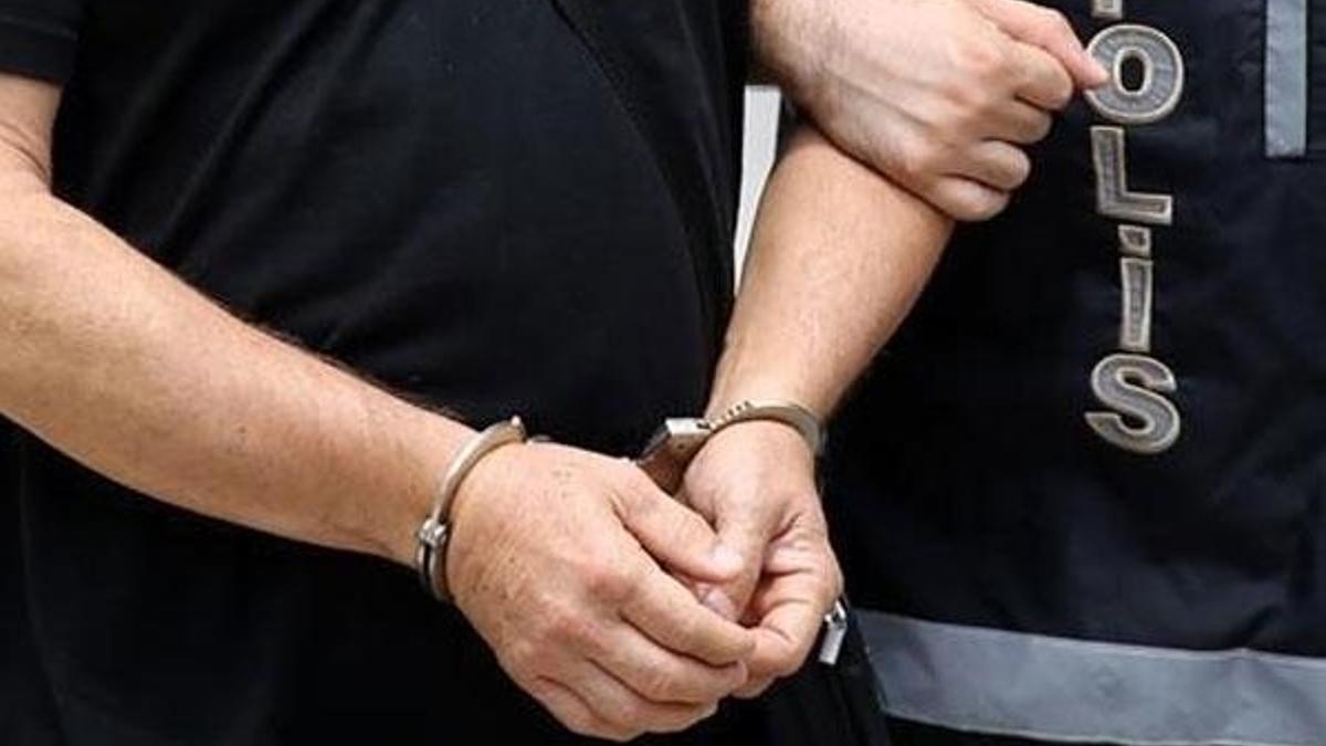 Kırmızı bültenle aranıyordu! O terörist sınırda yakalandı!