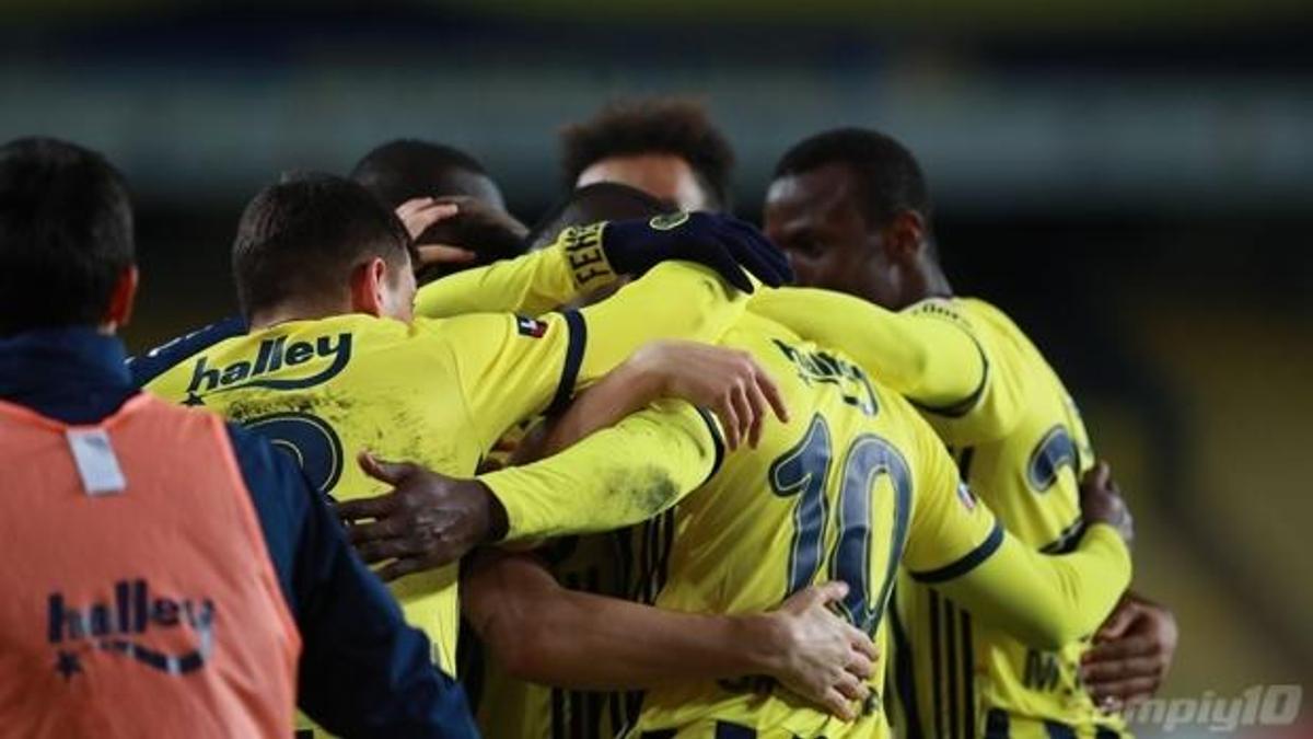 Fenerbahçe'ye Sinan Gümüş'ten şok haber