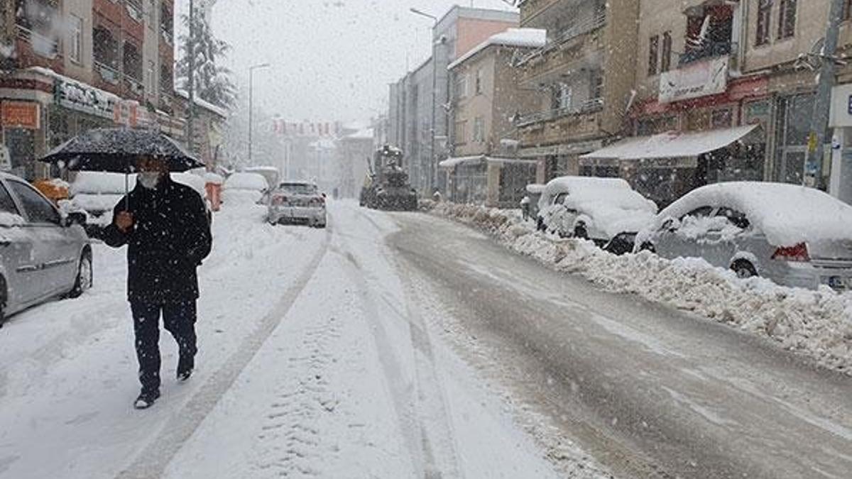 Bu illerde yaşayanlar dikkat! Kamu çalışanları izinli sayılacak