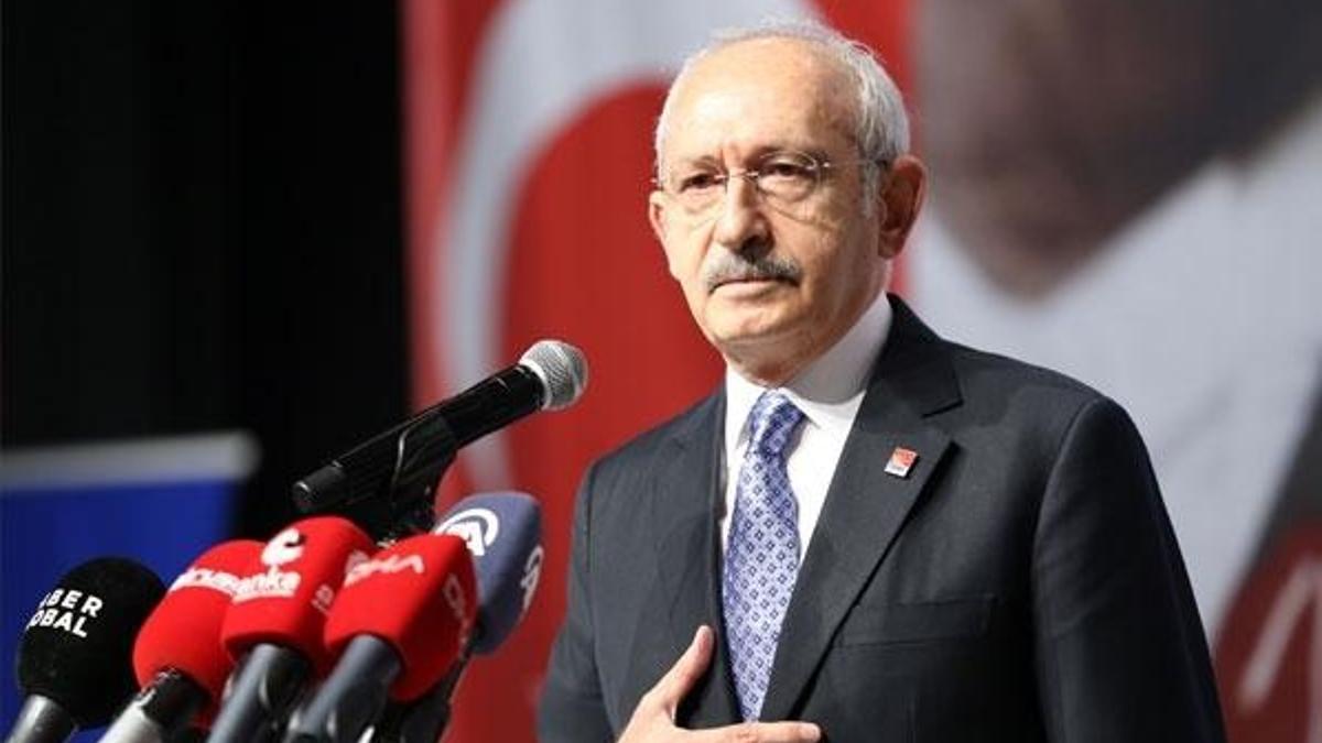 Kılıçdaroğlu, İstanbul'da apartman görevlileri ile bir araya geldi