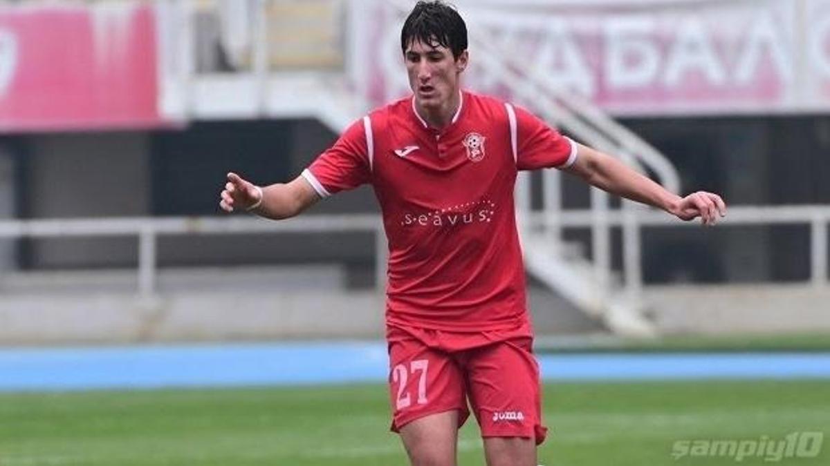 Fenerbahçe 'Yeni Eljif Elmas' Luka Stankovski ile görüşmelere başladı