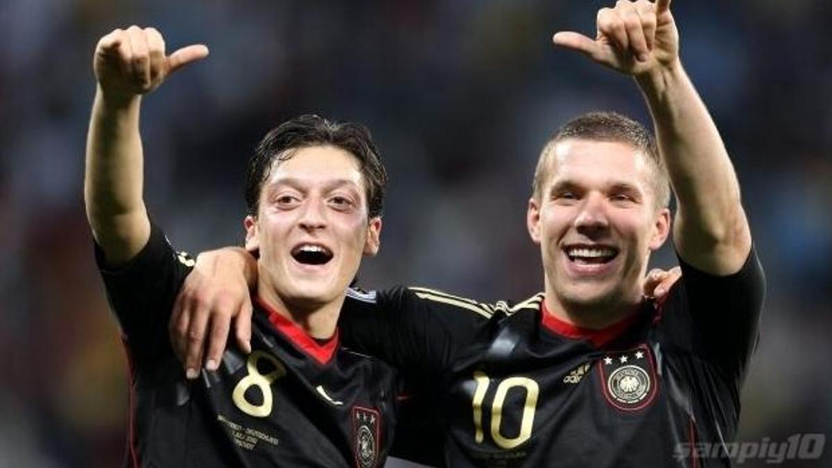 Podolski'den Mesut Özil'e 'Utanç vericiydi'