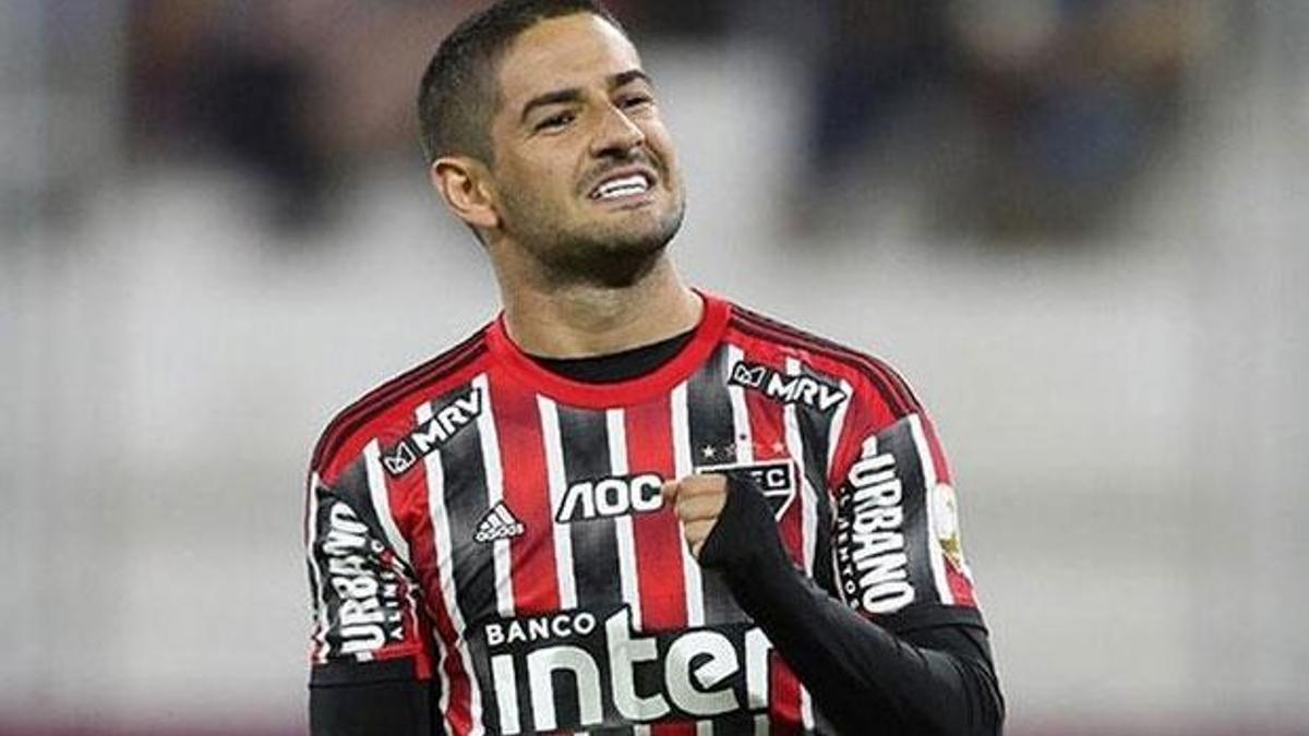 Mecnun Otyakmaz'dan Pato açıklaması!