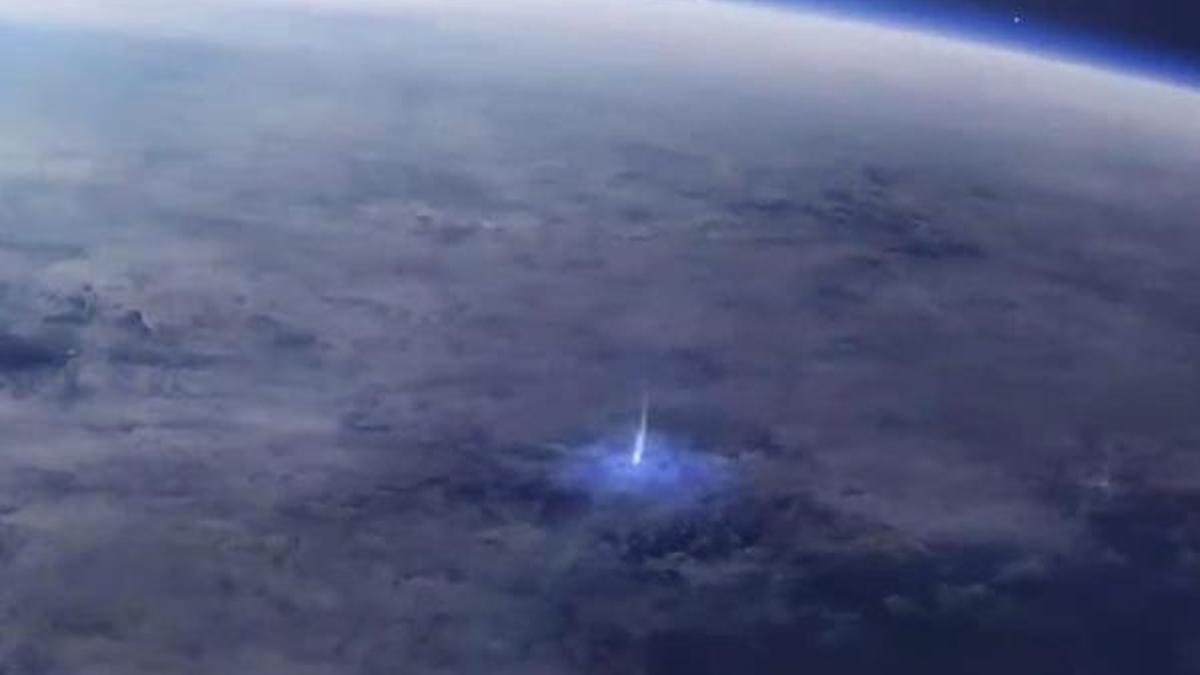 ESA yayınladı! Dünya'dan uzaya yayılan...
