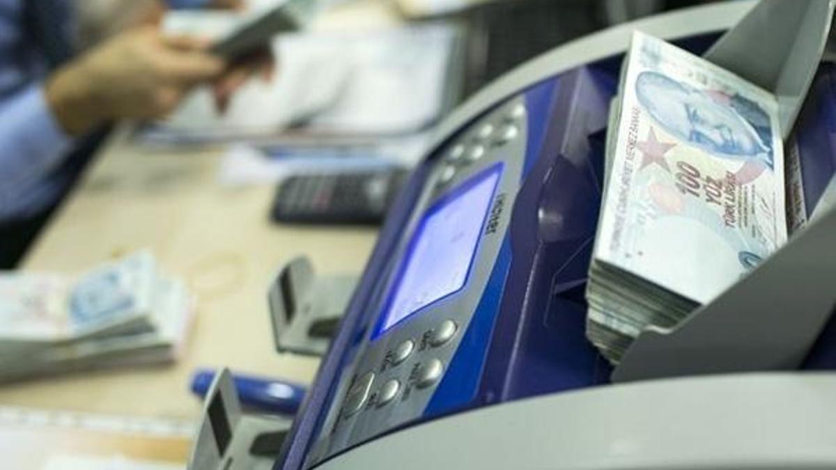 Vergi ödemeleri ertelendi mi? Vergi ödemesi ertelenen sektörler merak ediliyor!