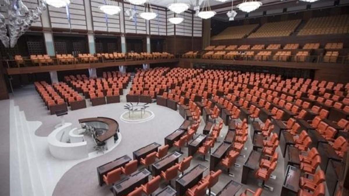 Yeni reform paketinde neler var? Cahit Özkan bilgi verdi, Yargı reform paketi 2021: Yaklaşık 128 kanunda değişiklik öngörülüyor!