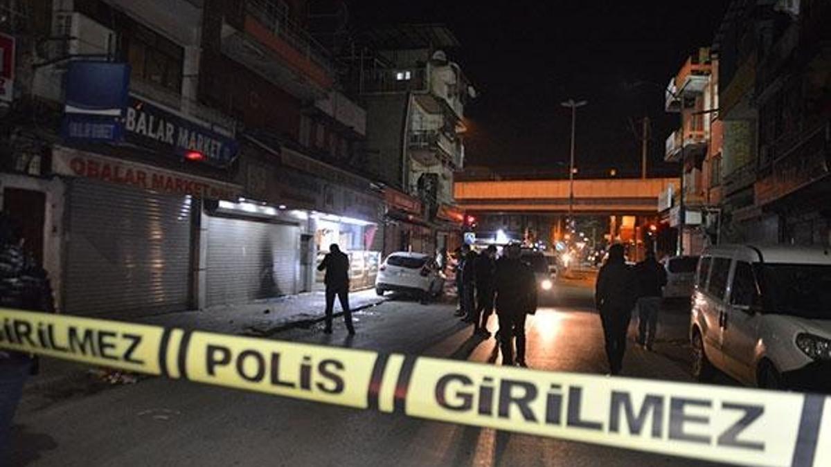 Adana'da molotoflu saldırıda suçüstü yakalandı