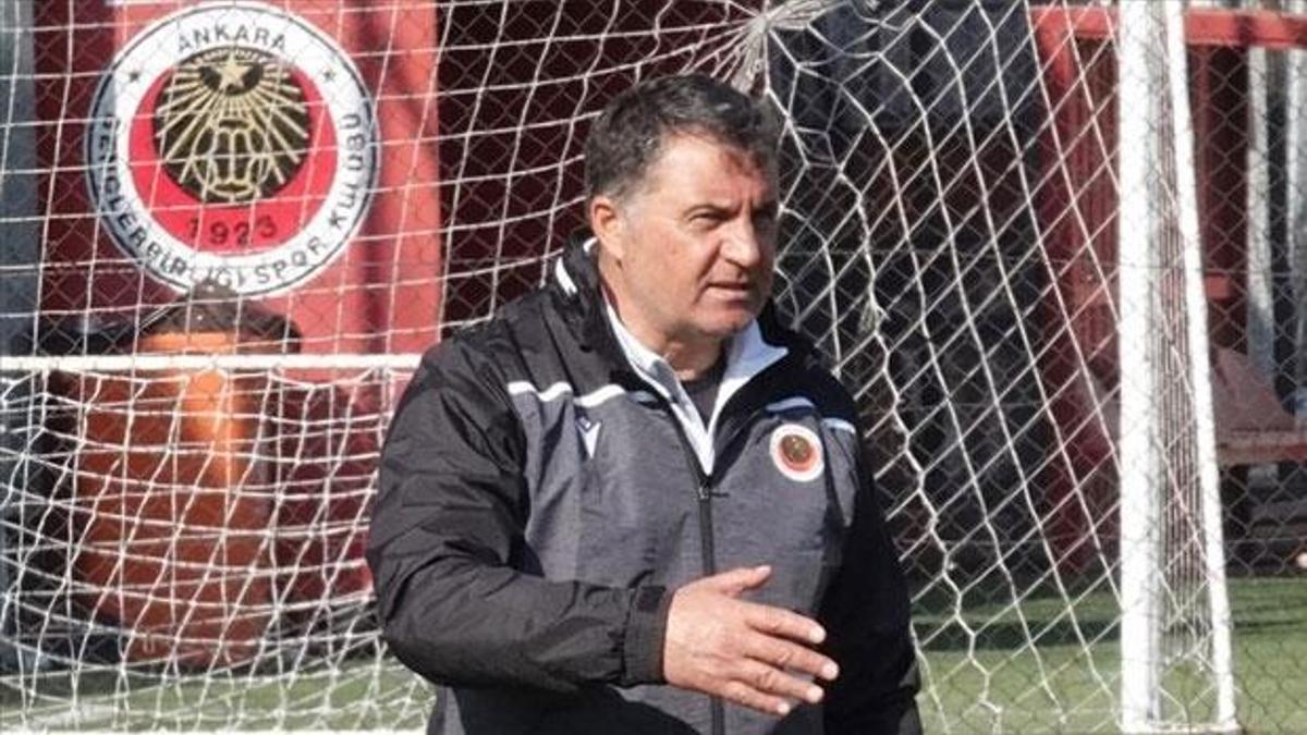 Süper Lig ekibinde flaş ayrılık! Görevi bıraktı