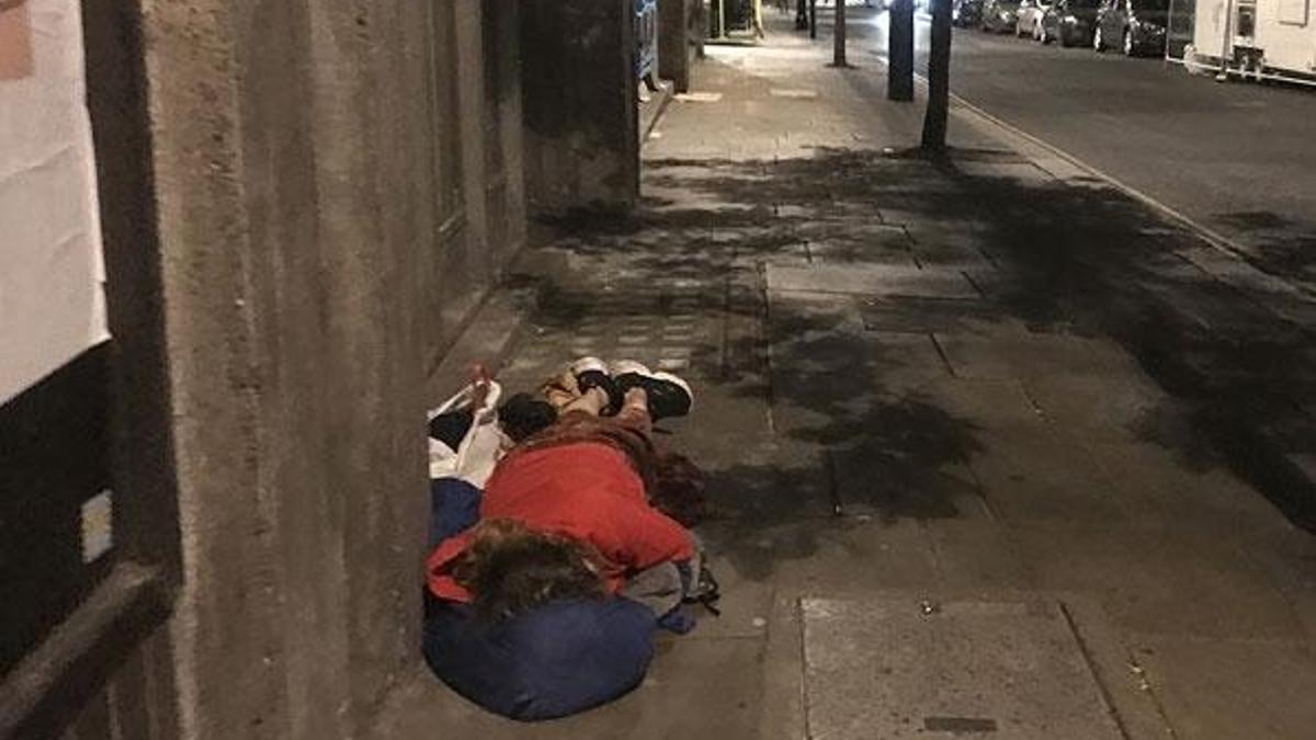 Bakan Selçuk duyurdu! Evsizlere konaklama