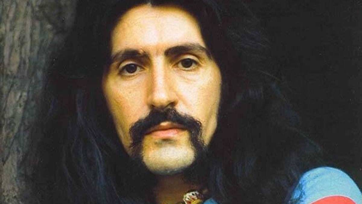 Barış Manço vefatının üzerinden 22 yıl geçti! İşte Barış Manço'nun hayatı!