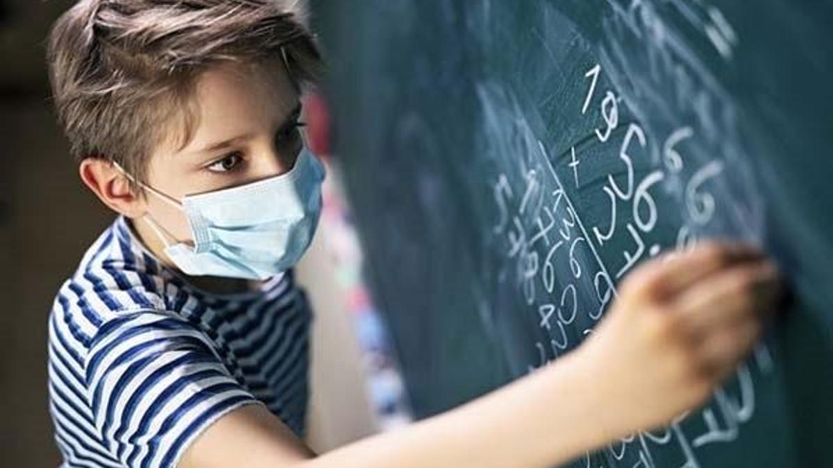 8 ve 12. sınıflar okula ne zaman başlayacak? Tarih belli oldu...
