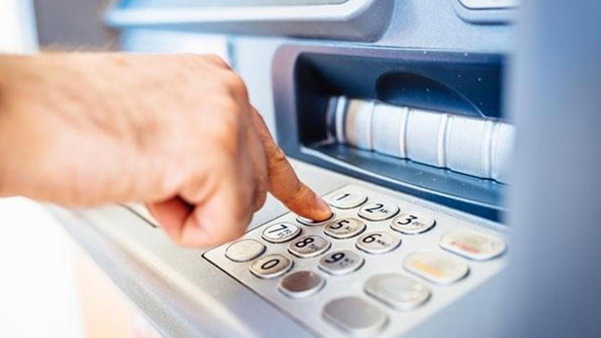 Bankalarla ilgili flaş açıklama! Düştü