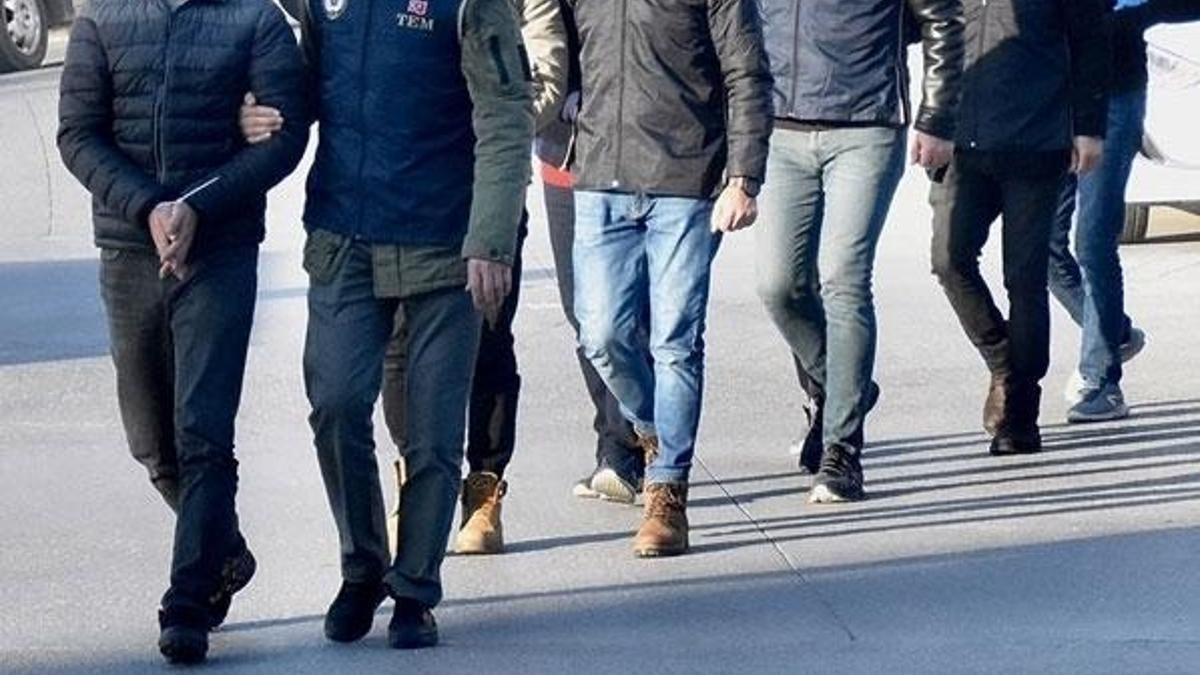 İstanbul merkezli dev FETÖ operasyonu: 62 kişi tutuklandı