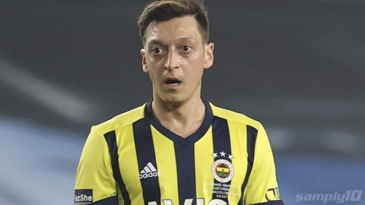 Avrupa basını Mesut için Kadıköy'deydi