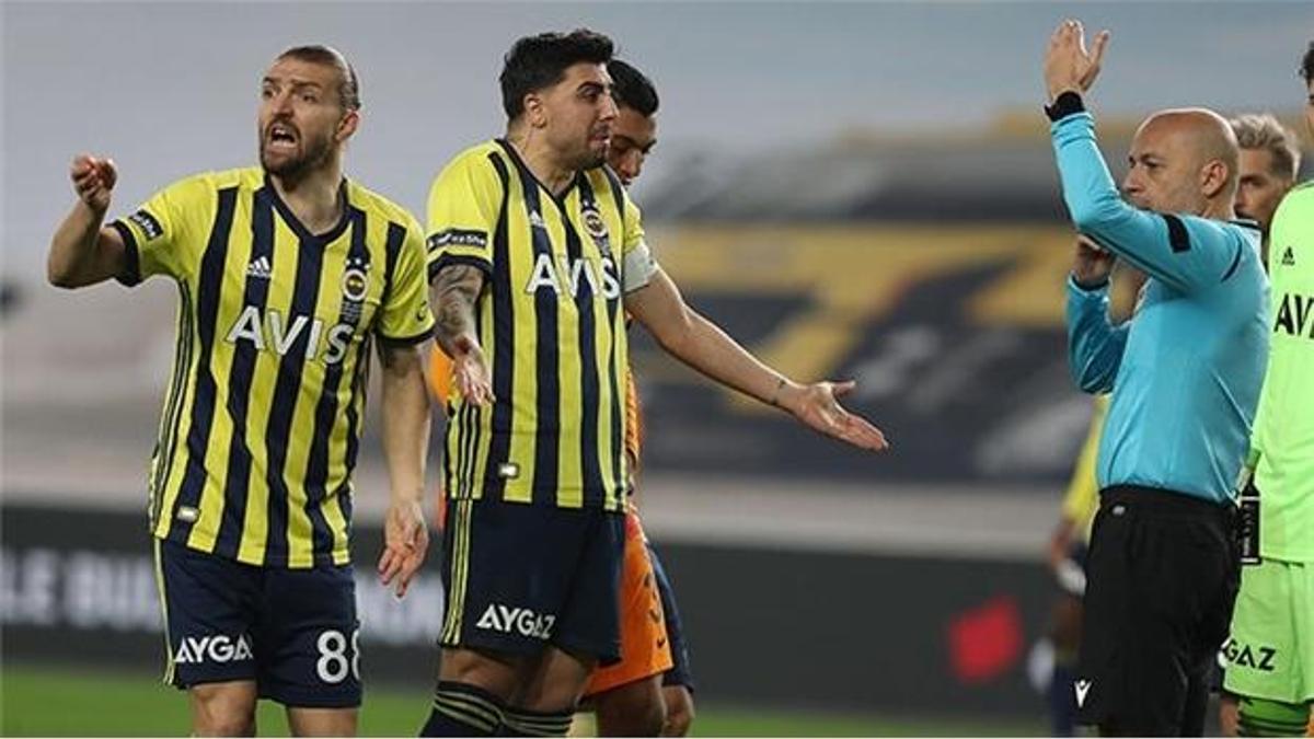 Caner Erkin'den isyan! 'Bir tek Türkiye'de yapıyorsun'