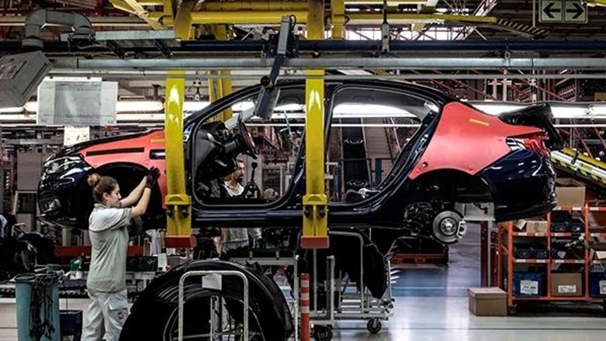 118 bin araçla 10.8 milyar TL’lik ihracat yaptı!