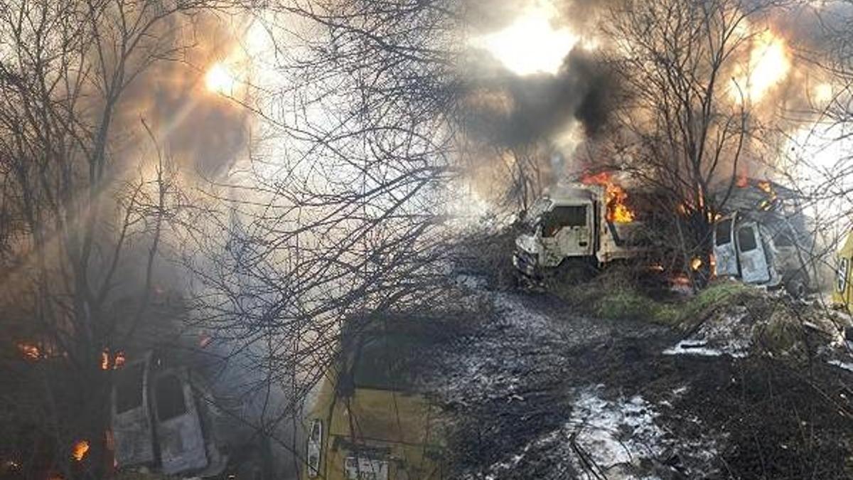 Yangın Yediemin otoparkına sıçradı! 28 hurda araç zarar gördü