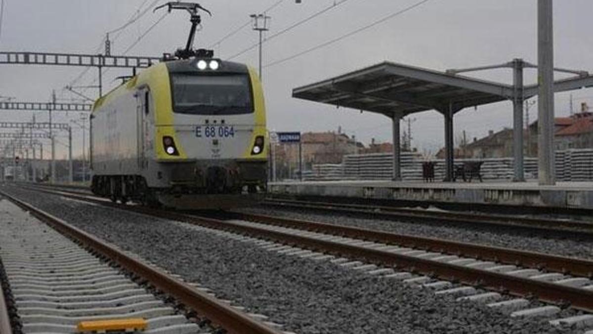 Seyahat süresi 35 dakikaya iniyor! Konya-Karaman arası...