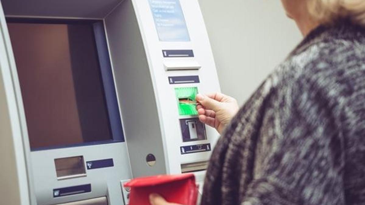 Emeklilere güzel haber! Zam geldi, 1600 lira ödenecek...