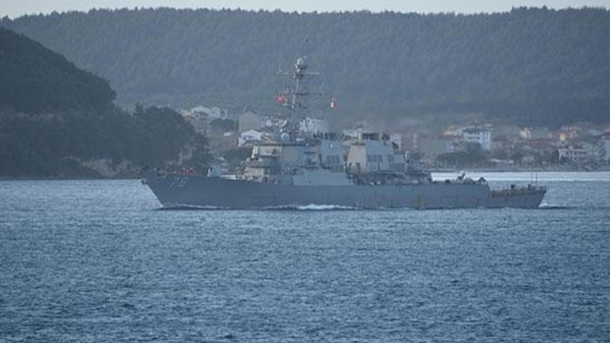 ABD savaş gemisi Çanakkale Boğazı'ndan geçti