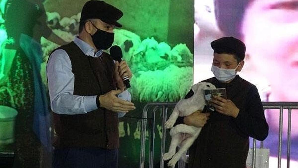Bakan Pakdemirli'den, fenomen çoban Şevki'ye sürpriz!