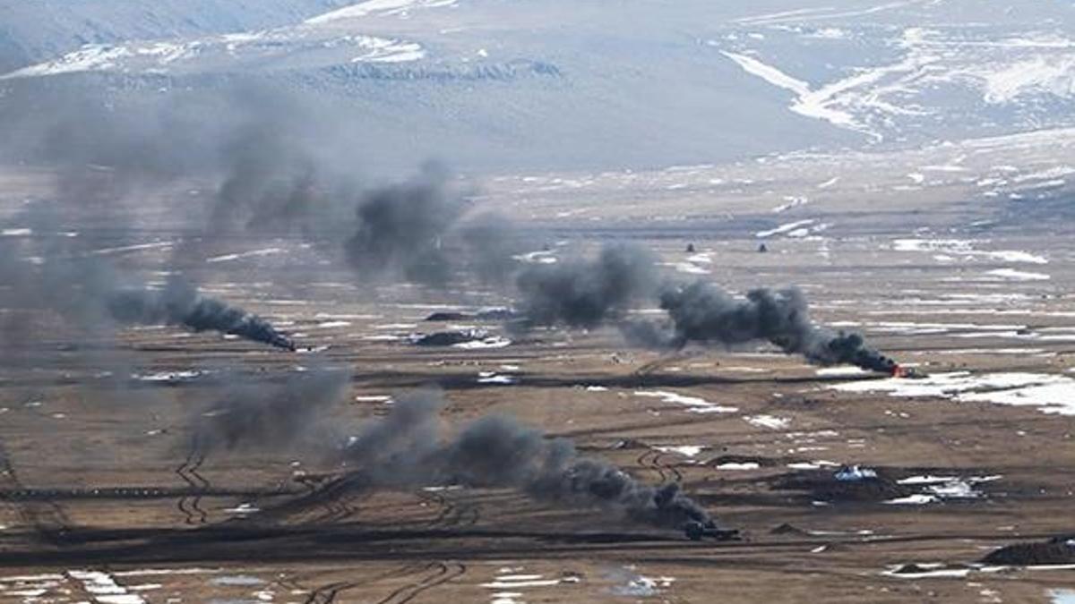 Bakan Akar ile Azerbaycanlı mevkidaşı Hasanov 'Kış-2021 Tatbikatı'nı izledi