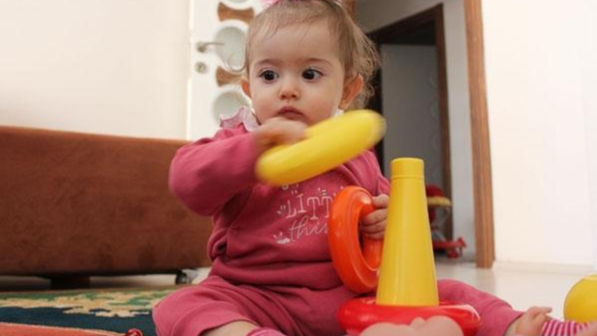 15 aylık Zeynep'e ilik nakli için donör aranıyor