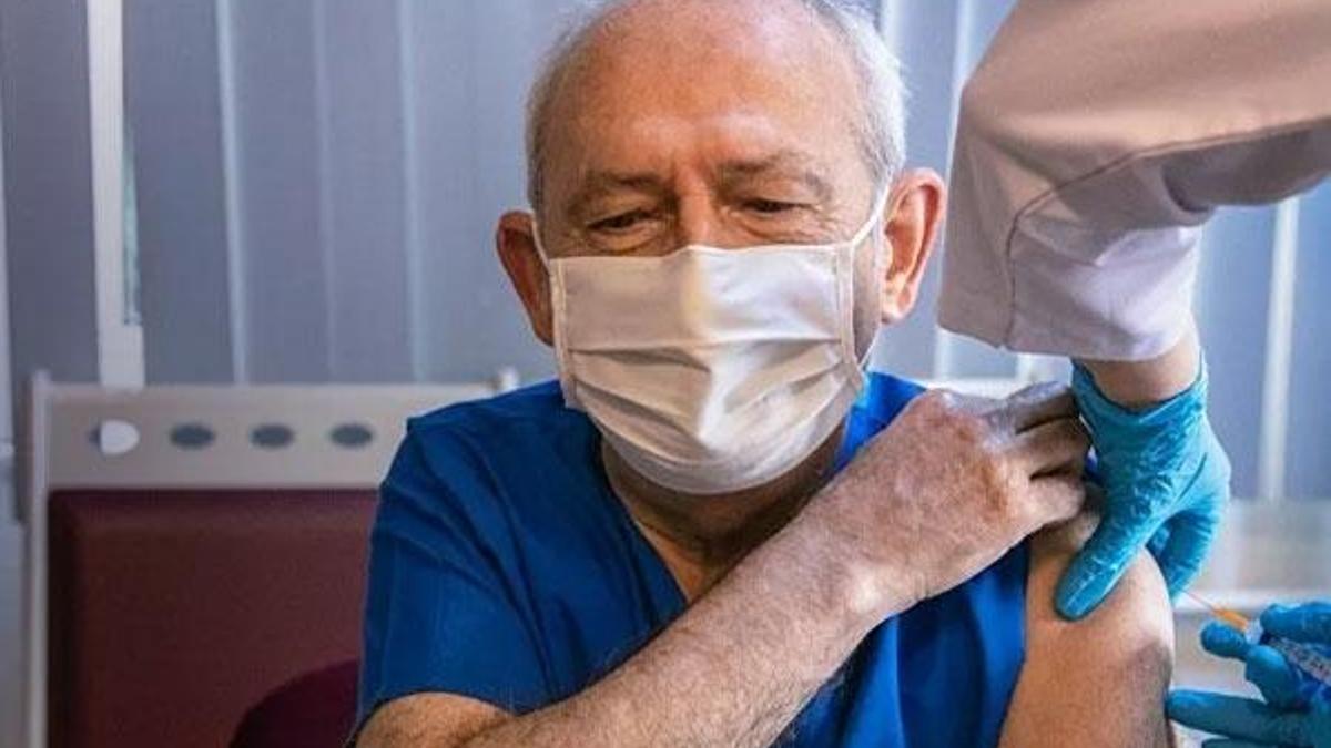 CHP lideri Kılıçdaroğlu, Kovid-19 aşısının ilk dozunu yaptırdı