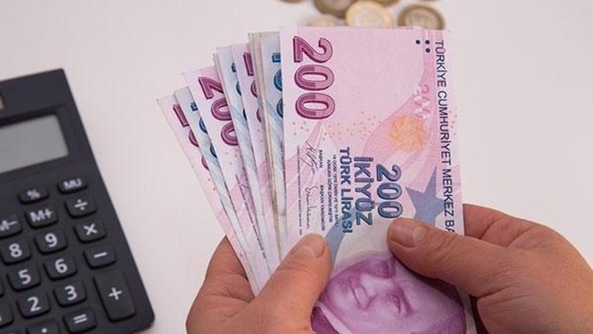 Hesaba yatıyor! Zam geldi, 12 bin 979 lira...