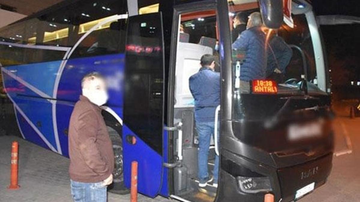 Testleri pozitif çıkınca yolcu otobüsünde panik yaşandı!