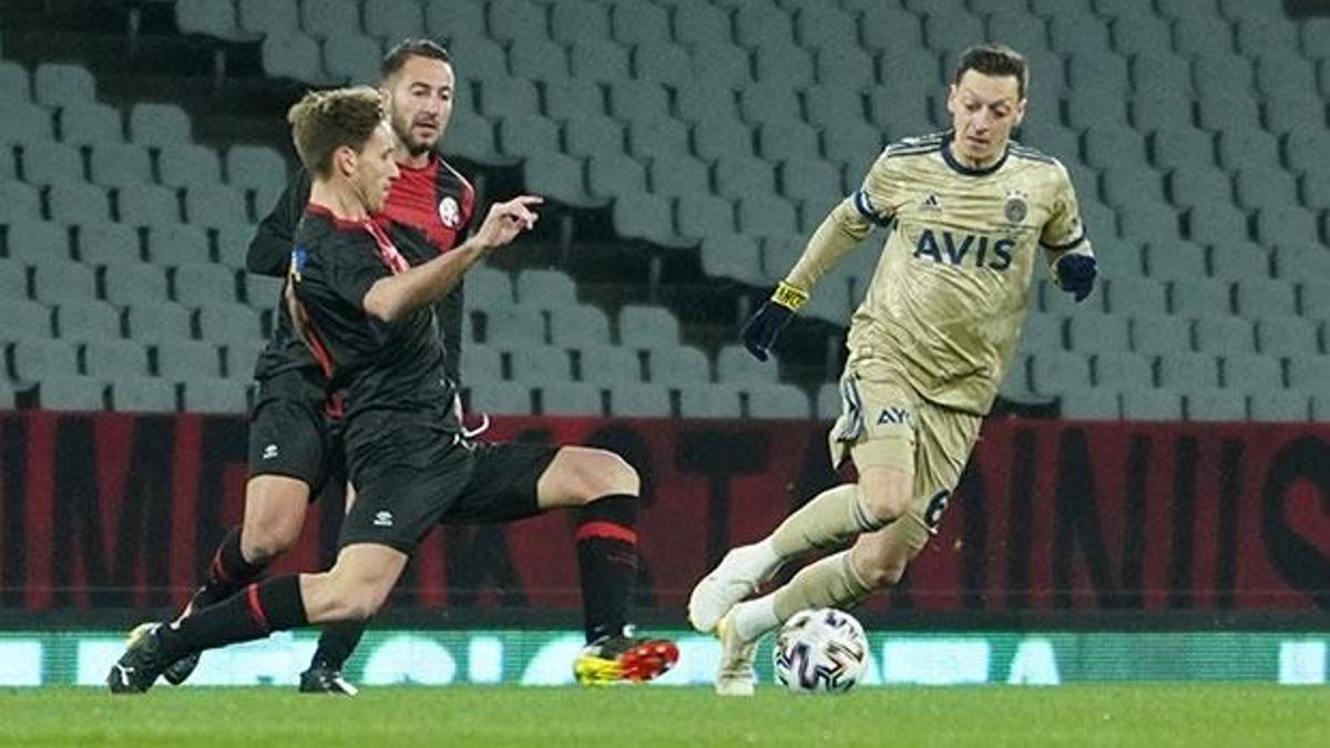 Karagümrük - Fenerbahçe: 1 - 2