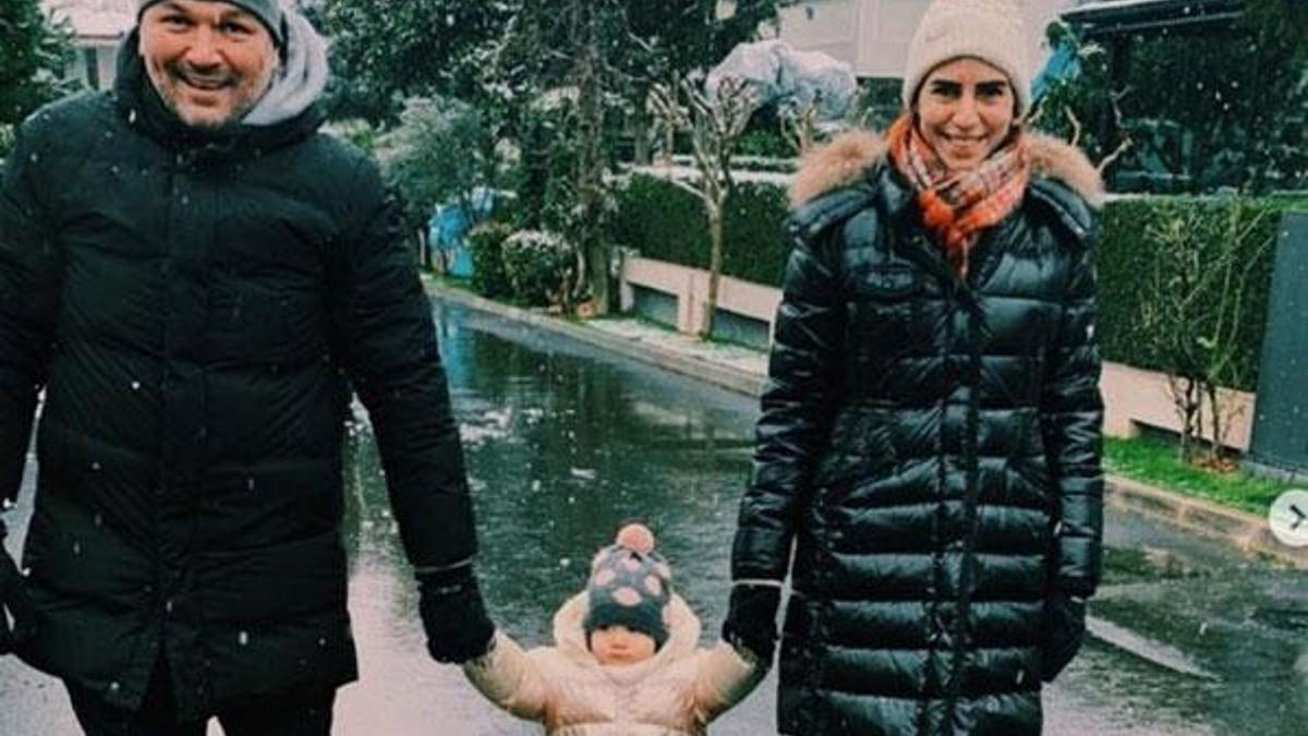 Böyle duyurdu! 'Fotoğraftaki dördüncüyü bulunuz!'