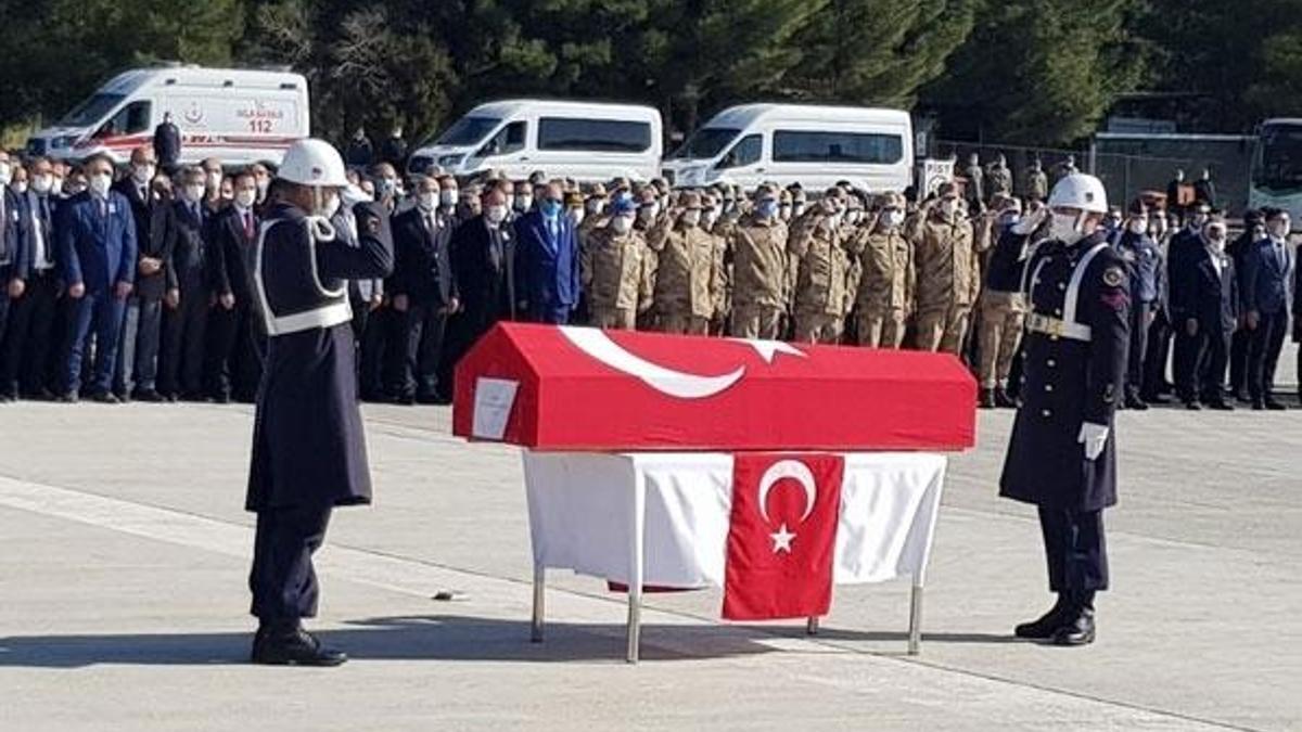 Gara şehitlerine acı veda!