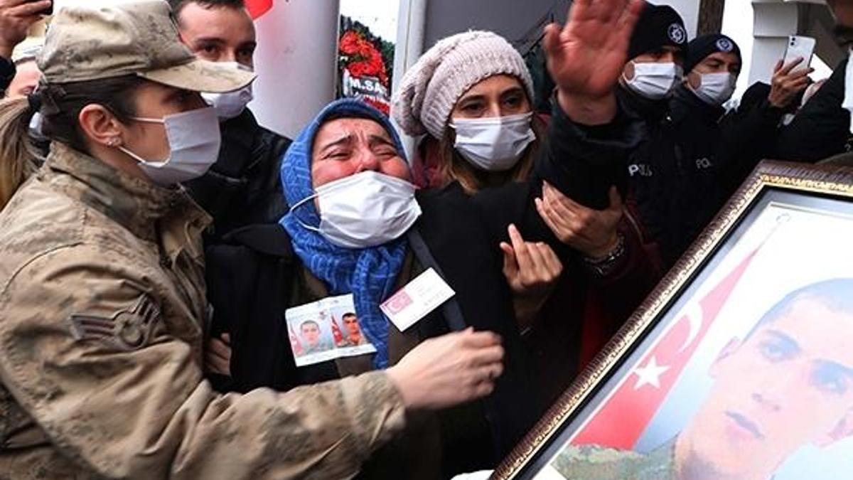 Gara şehitleri Müslüm Altıntaş ve Adil Kabaklı toprağa verildi