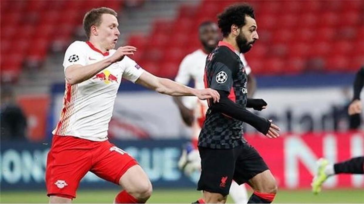 Liverpool sürprize izin vermedi Ozan Kabak...
