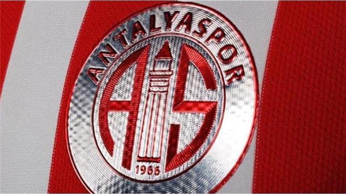 Antalyaspor'da 7 istifa birden