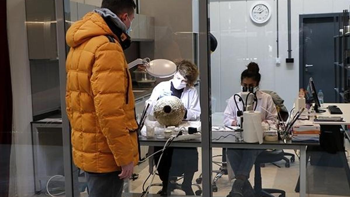 Troya Müzesi'nde 'Perdeler Açıldı'! Ziyaretçiler restorasyon çalışmalarını izliyor