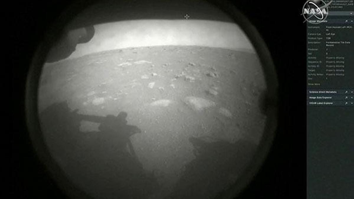 NASA Mars canlı yayını! Mars'ta koloni mi kurulacak? NASA kaşifi Perseverance'ın Mars'tan ilk görüntüleri!