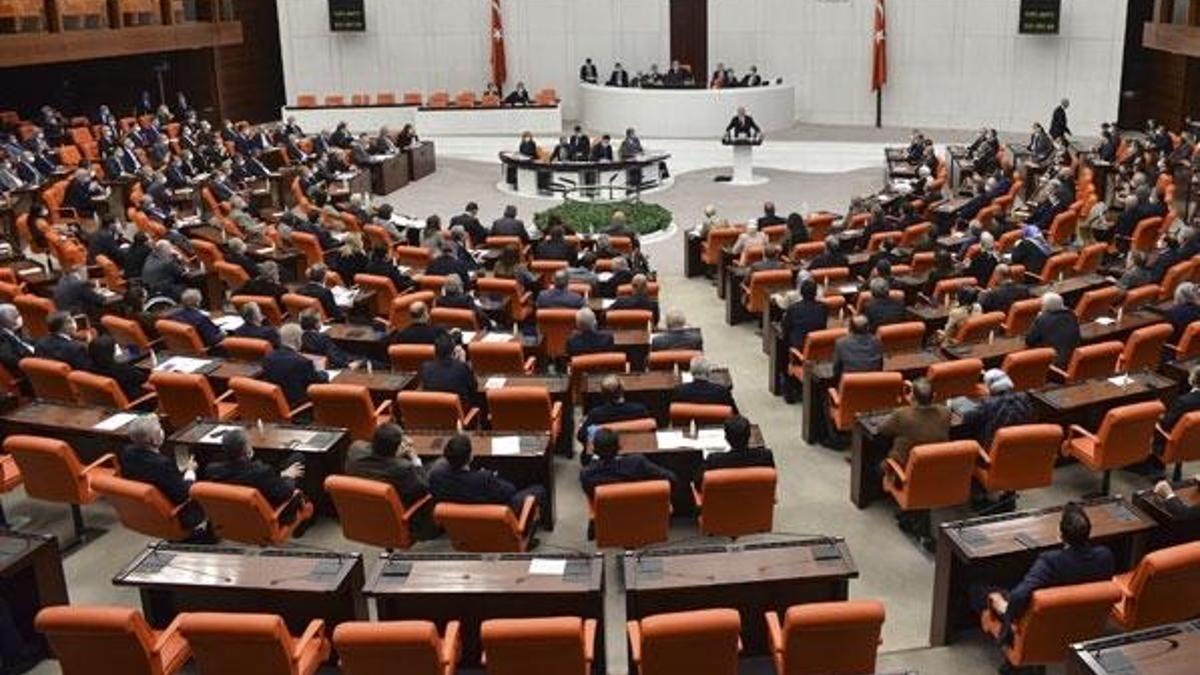 TBMM'de troll isyanı! 'Niye gizliyorsun'
