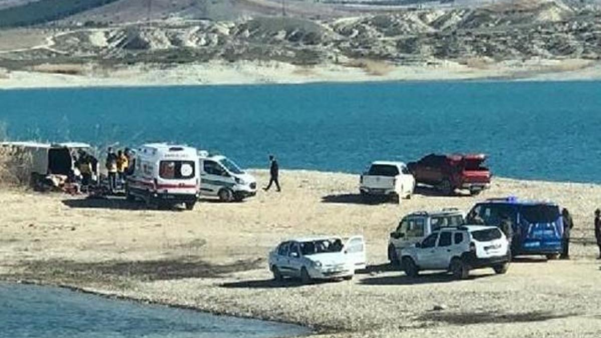 Şanlıurfa'da şoke eden olay! Minibüste 3 ceset bulundu!