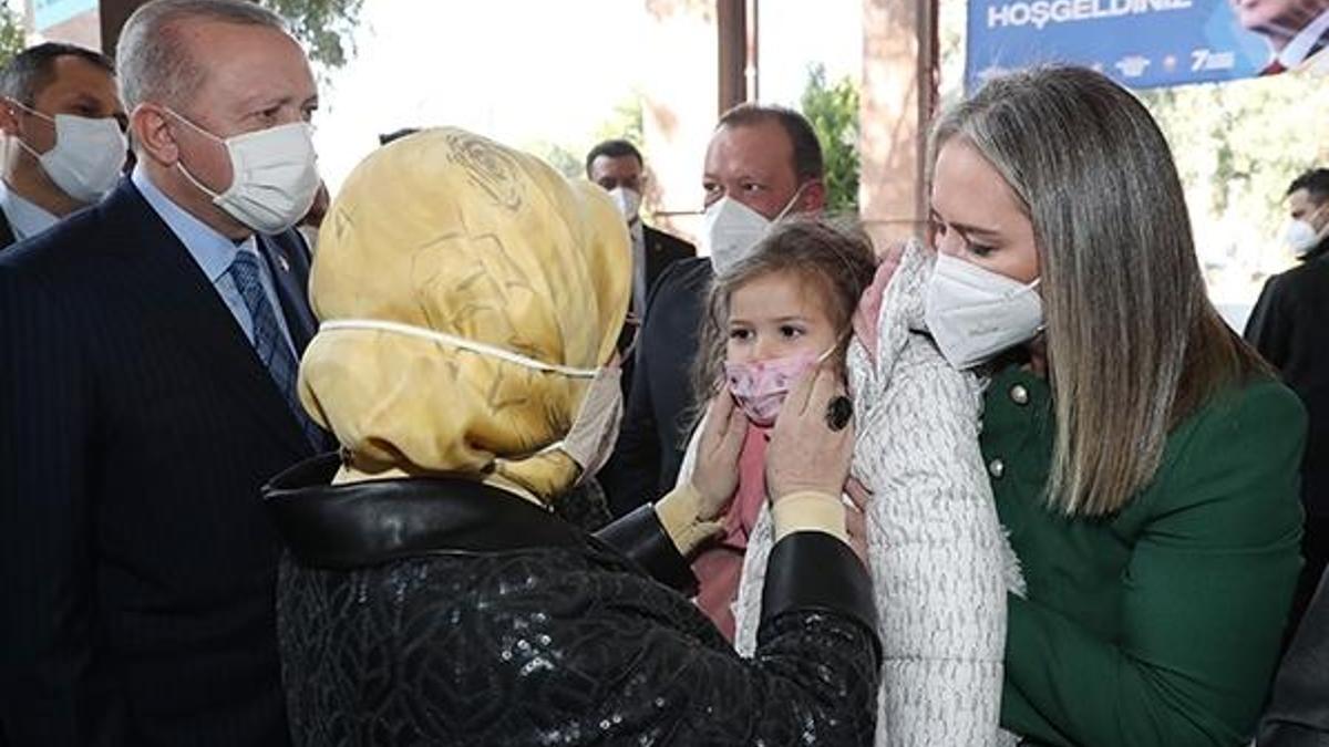 Cumhurbaşkanı Erdoğan ve eşi Emine Erdoğan, Ayda bebekle bir araya geldi