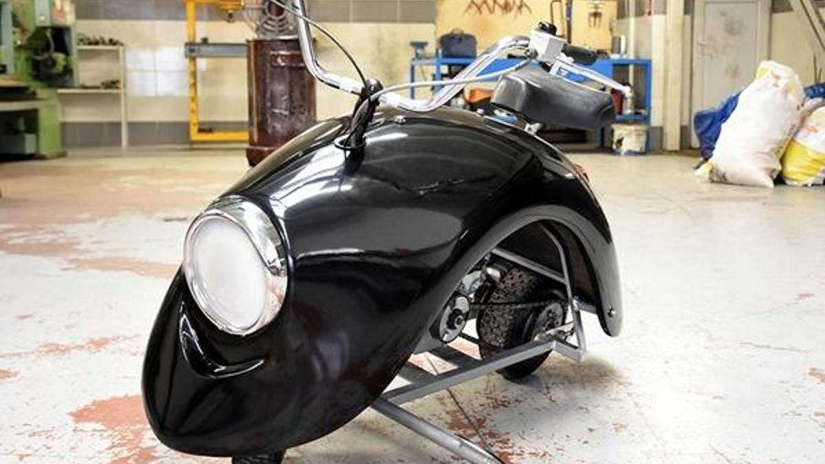Bursa'da iki arkadaş 'Kaplumbike' isimli motosiklet üretti