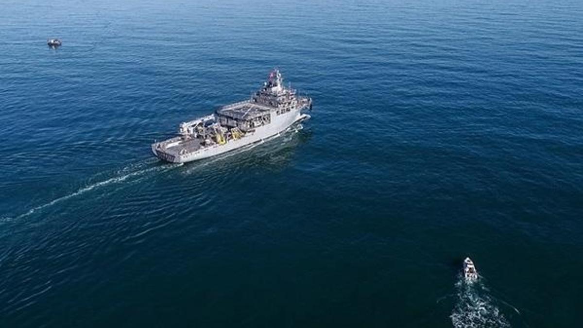 Chaff fişeği nedir? TCG Çeşme'ye 2 deniz mili mesafeden atılan chaff fişeği ne demek?