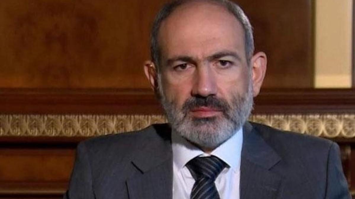 Ermenistan ordusu Paşinyan'ın istifası istedi
