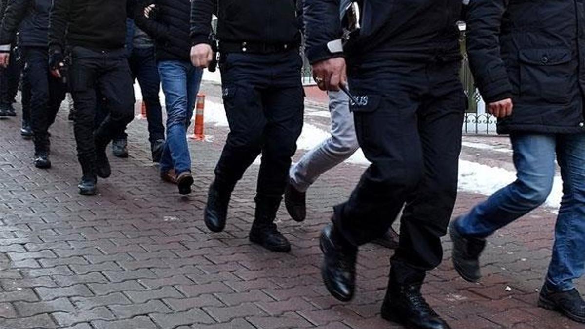 FETÖ şüphelisi emekli tuğgeneral Yunanistan'a kaçmaya çalışırken yakalandı
